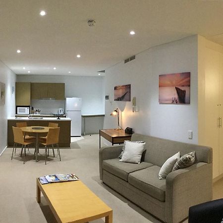 Wallaroo Marina Waterfront Luxe Apartment Bagian luar foto
