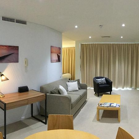 Wallaroo Marina Waterfront Luxe Apartment Bagian luar foto