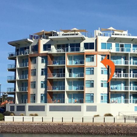 Wallaroo Marina Waterfront Luxe Apartment Bagian luar foto