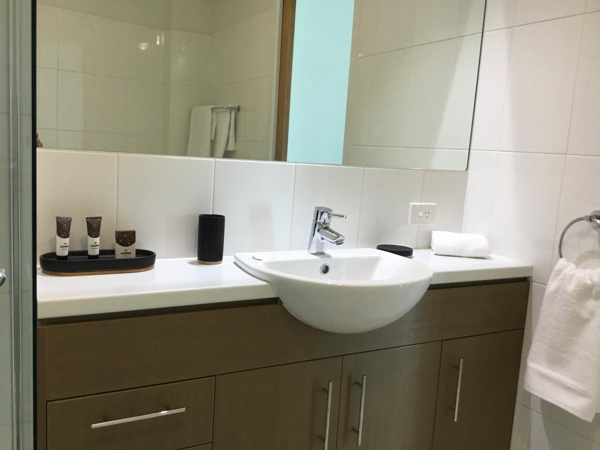 Wallaroo Marina Waterfront Luxe Apartment Bagian luar foto